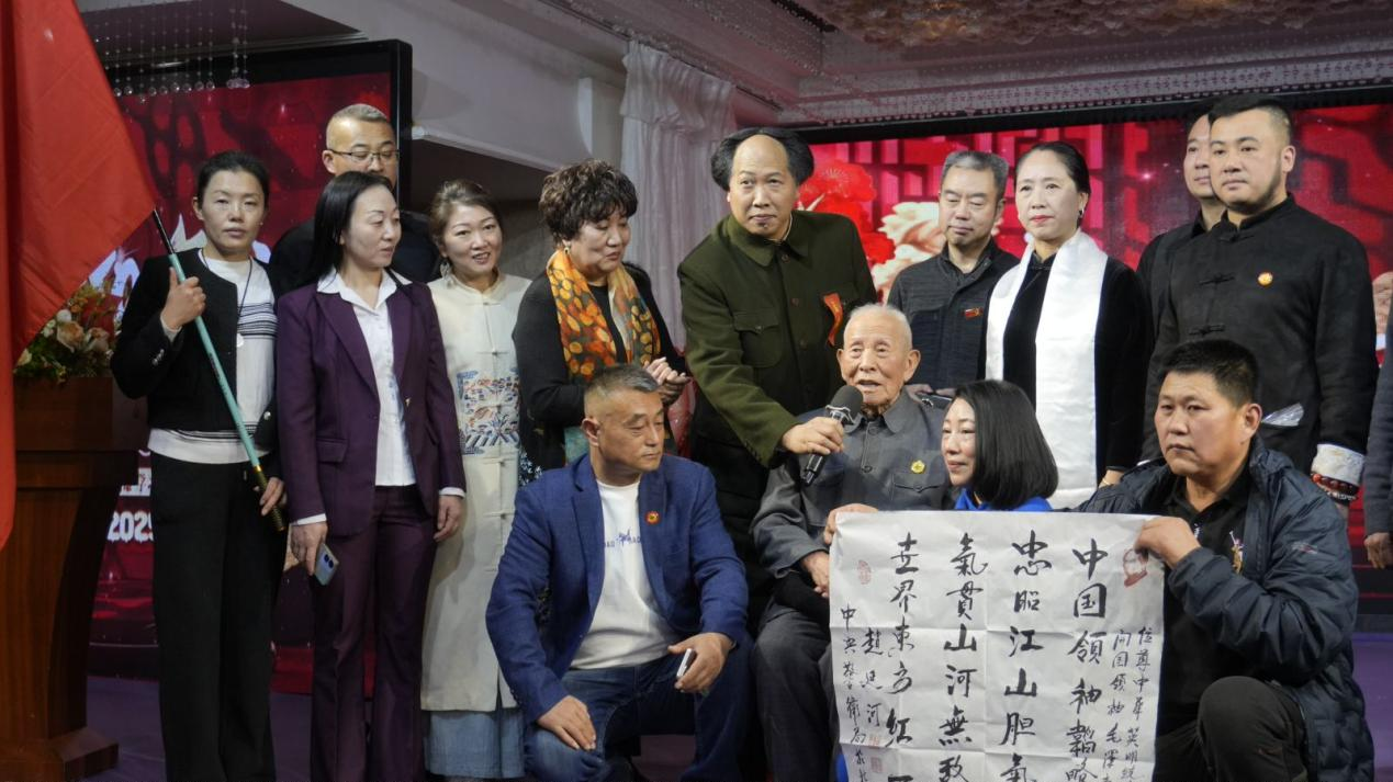 “公益点燃希望 赤委网与参战老兵同行” 春节联欢晚会在首都圆满落幕(图8)