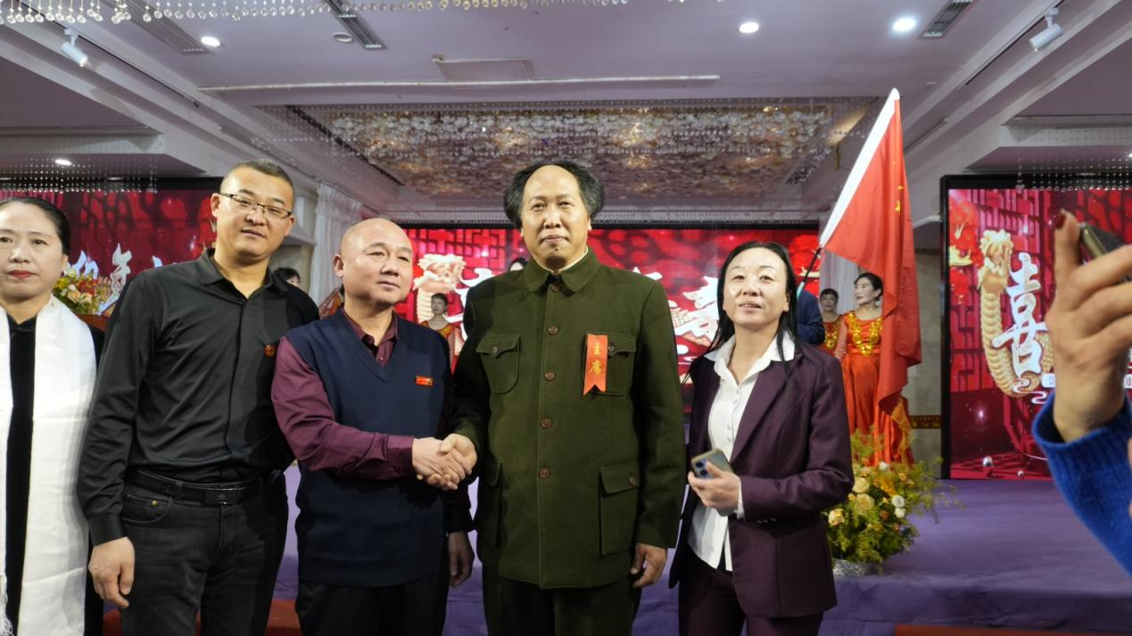 “公益点燃希望 赤委网与参战老兵同行” 春节联欢晚会在首都圆满落幕(图12)