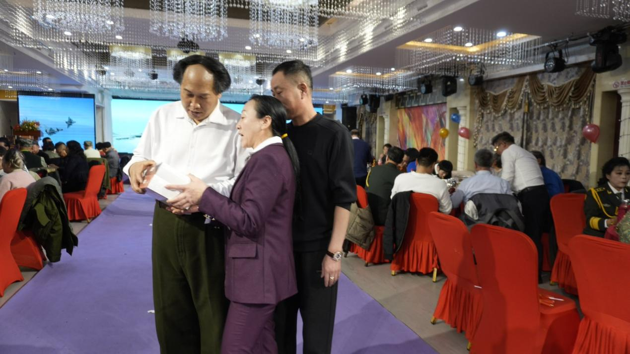 “公益点燃希望 赤委网与参战老兵同行” 春节联欢晚会在首都圆满落幕(图14)