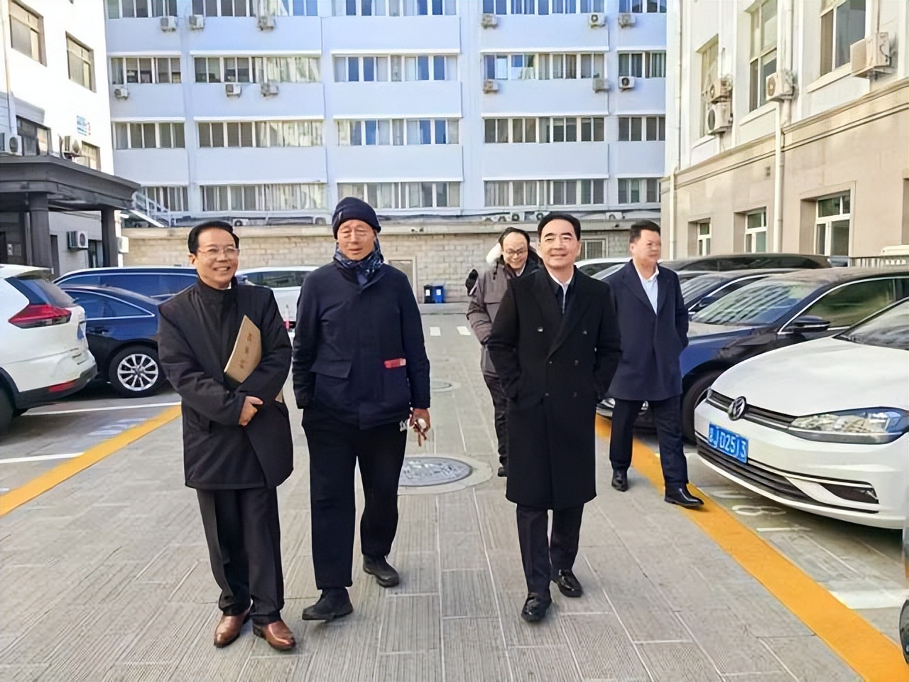 新质生产力—中国流通大会暨中国流通企业发展创新数智化管理平台启动仪式在京举行(图4)