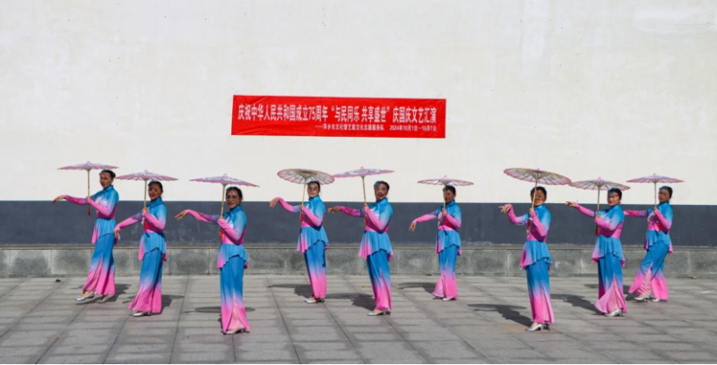 公益报道：妙舞艺术团国庆汇演大放异彩(图7)
