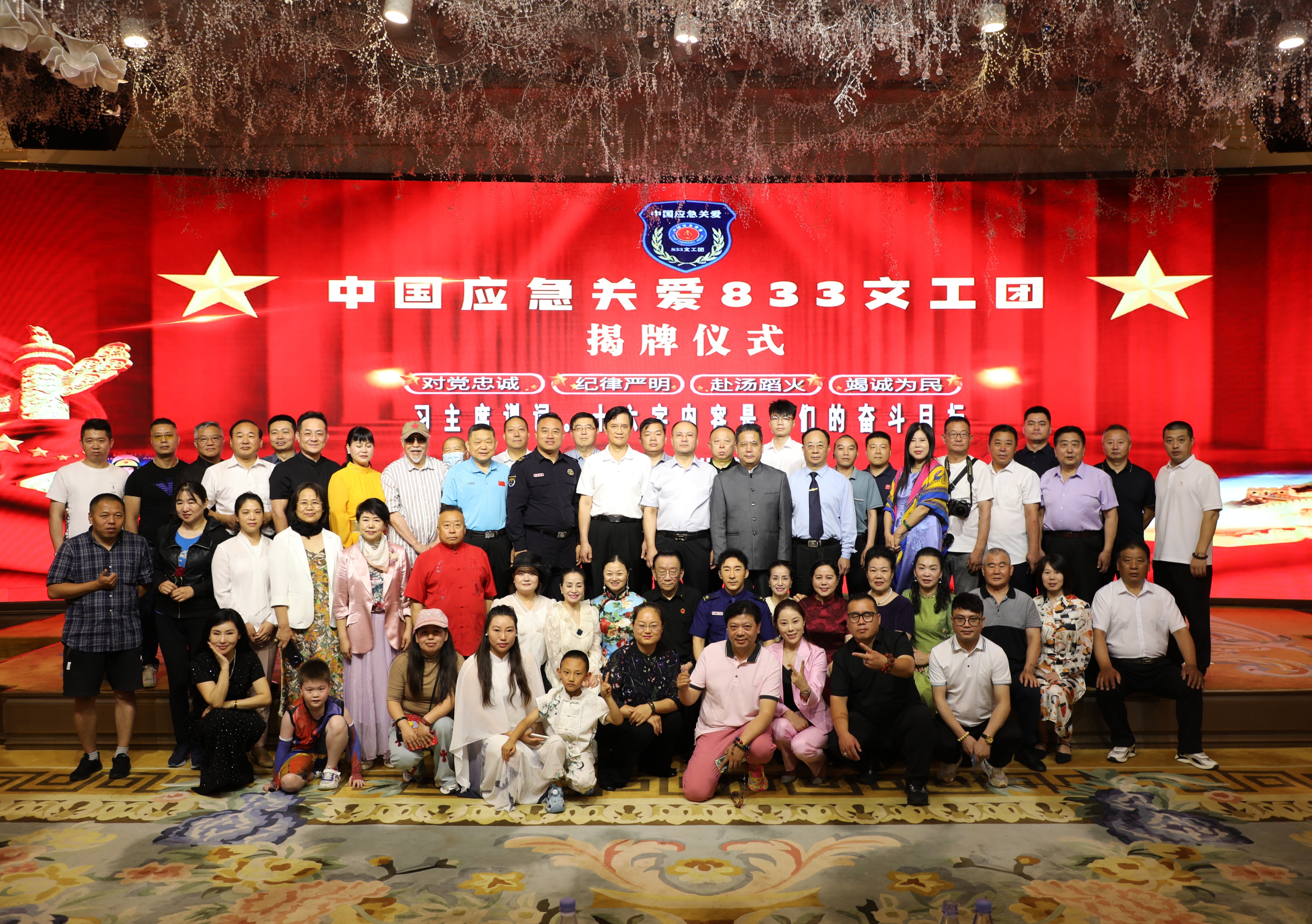 著名画家李秀华 当代精品《哈密瓜》惊动京城画坛 走进全国大型活动现场(图9)