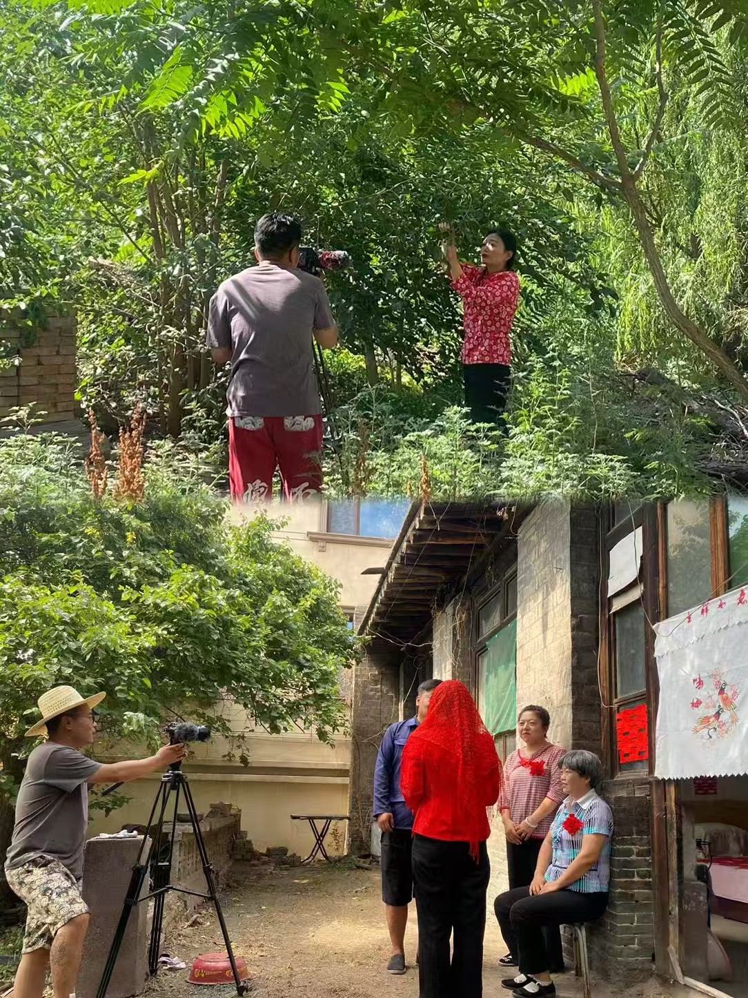 太原晋源“80后”夫妻:归乡拍短剧火爆出圈